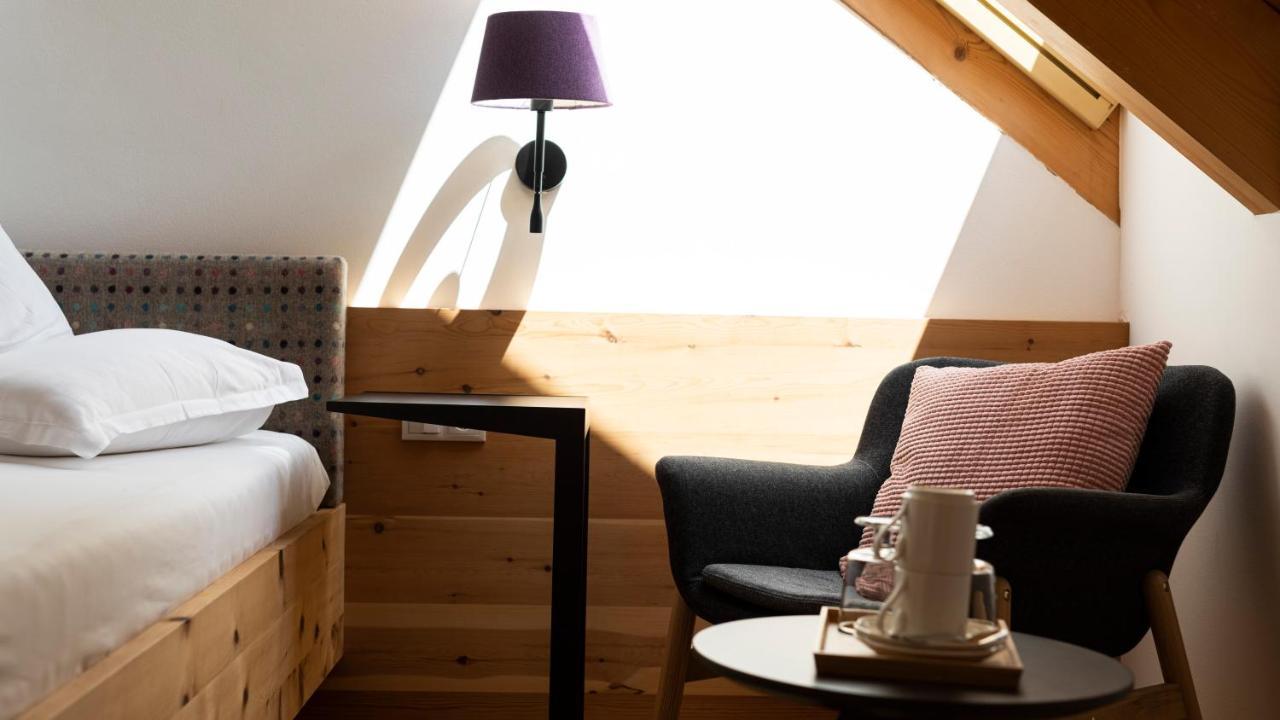 Natura Boutique Chalet Wellness Spa Dobbiaco Exterior photo
